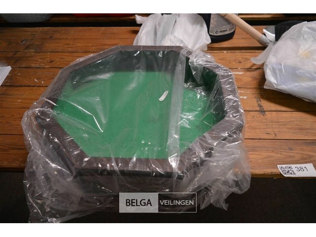 2 dobbelsteenbakken - afbeelding 2 van  2