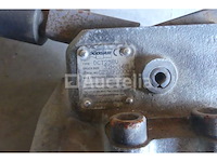 2 doosan dct25bv pneumatische versnippers - afbeelding 6 van  7