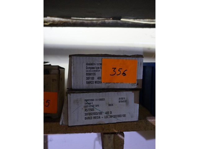 2 dozen bouten en moeren - afbeelding 3 van  4