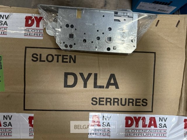 ± 2 dozen dyla sloten - afbeelding 3 van  3