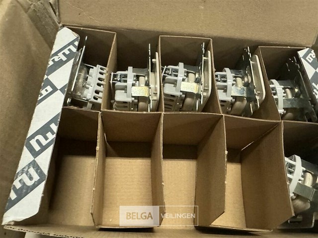 2 dozen elektro - afbeelding 6 van  7
