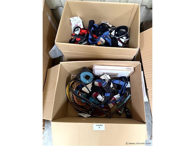 2 dozen, inh. partij div. huisdieren toebehoren - afbeelding 1 van  3