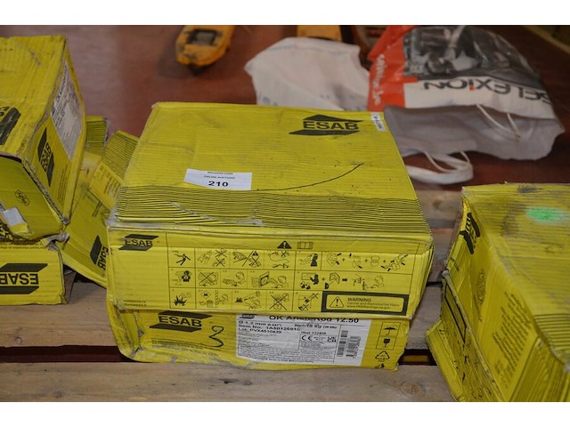 2 dozen lasdraad esab diam. 1,2mm - afbeelding 1 van  4