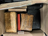 2 dozen met kerkboeken & missaals - afbeelding 3 van  5