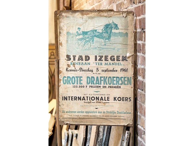 2 drafkoersborden izegem (1961) - afbeelding 2 van  4