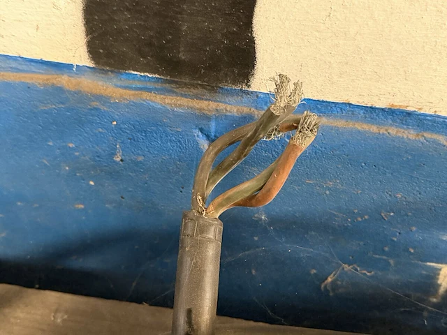 2 drijfkrachtkabels - afbeelding 5 van  5