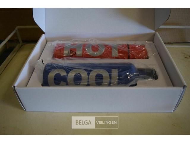 2 drinkflessen hot en cool - afbeelding 1 van  1