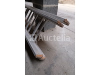 2 dubbele aluminium ladders - afbeelding 4 van  5