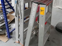 2 dubbele oplooptrappen - afbeelding 1 van  4