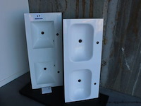 2 dubbele spoelbakken afm 117x50cm