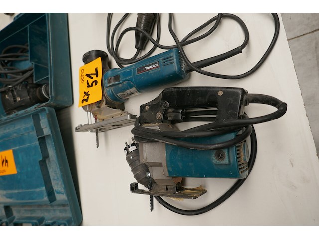 2 elektrische decoupeermachines - afbeelding 1 van  4