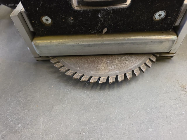2 elektrische gereedschappen flex - afbeelding 2 van  4