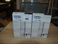 2 elektrische tandenborstels braun oral b pro 3 3500 design edition striking grey (b435) - afbeelding 1 van  4