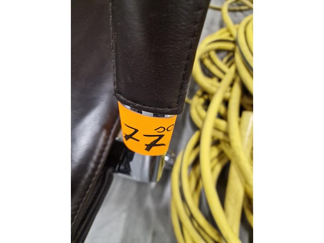 2 ergonomische bureelstoelen - afbeelding 8 van  9