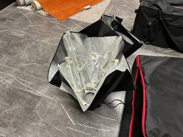 2 falcon eyes luchtkapper - afbeelding 1 van  3