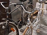 2 fietsen - afbeelding 2 van  2