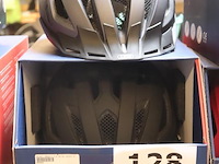 2 fietshelmen abus urban-3,0, maat xl - afbeelding 1 van  2