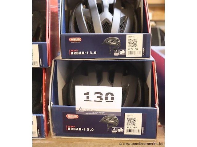 2 fietshelmen abus urban-3,0, maten xl en m - afbeelding 1 van  2