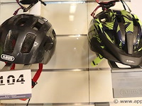 2 fietshelmen abus - afbeelding 1 van  1