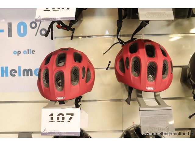 2 fietshelmen abus - afbeelding 1 van  1