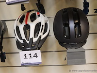 2 fietshelmen abus - afbeelding 1 van  1