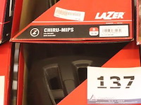 2 fietshelmen lazer chiru-mips, maat s - afbeelding 1 van  2