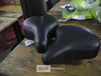 2 fietszadels - afbeelding 2 van  3