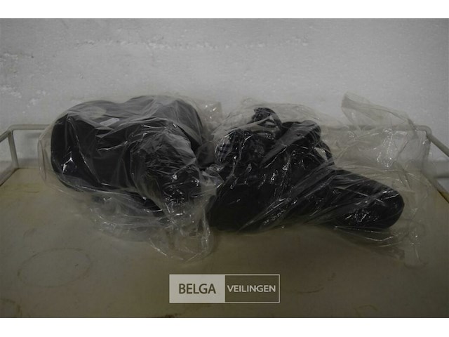 2 fietszadels - afbeelding 1 van  3