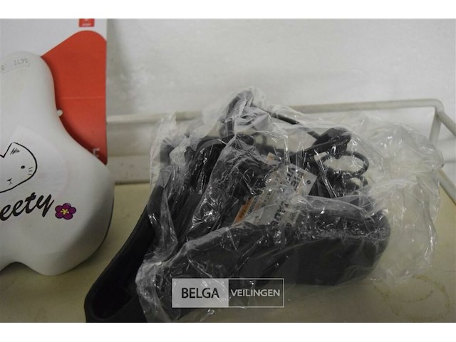 2 fietszadels - afbeelding 3 van  3