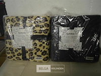 2 fleecedekens 150x200cm - afbeelding 1 van  3