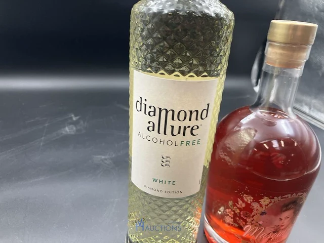 2 flessen diverse alcoholvrije dranken - afbeelding 3 van  3
