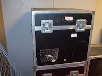 2 flightcases afm. 71x68x71 , flightcase afm. 63x52x87 - afbeelding 2 van  8