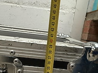 2 flightcases - afbeelding 7 van  8