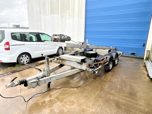 2 foodcontainer inclusief 1 aanhangwagen tack - afbeelding 29 van  53