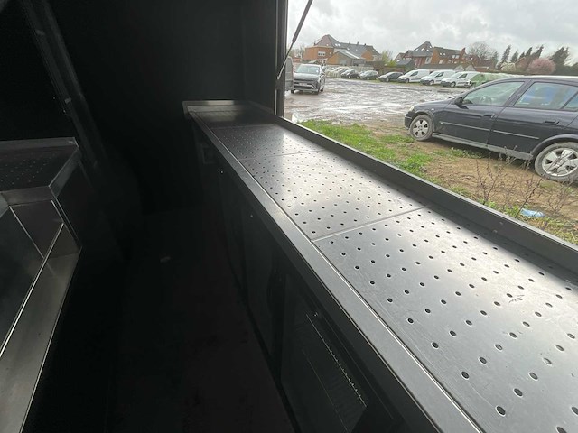 2 foodcontainer inclusief 1 aanhangwagen tack - afbeelding 41 van  53