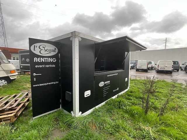 2 foodcontainer inclusief 1 aanhangwagen tack - afbeelding 4 van  7