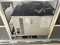 2 foodcontainer inclusief 1 aanhangwagen tack - afbeelding 7 van  7