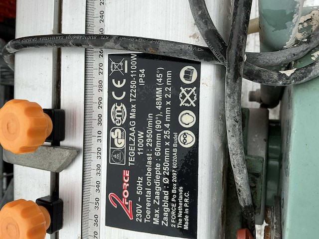 2 force. tegelzaagmachine - afbeelding 2 van  2