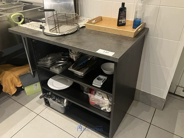 2 formica kasten met horeca-inhoud - afbeelding 1 van  8