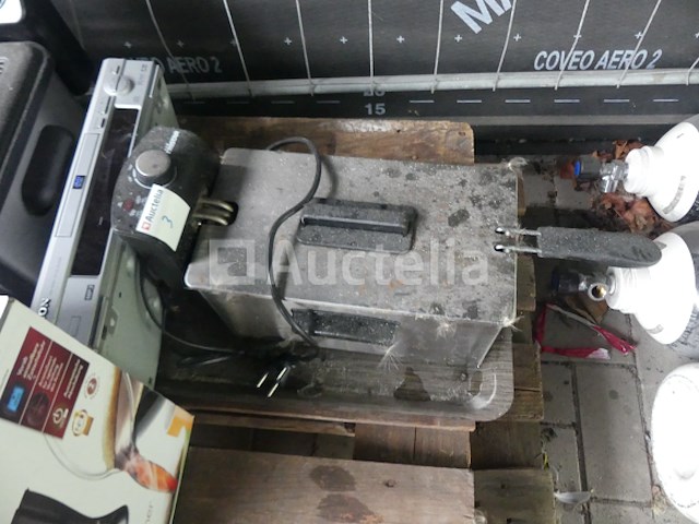 2 friteuses, philips-koffiezetapparaat - afbeelding 11 van  16