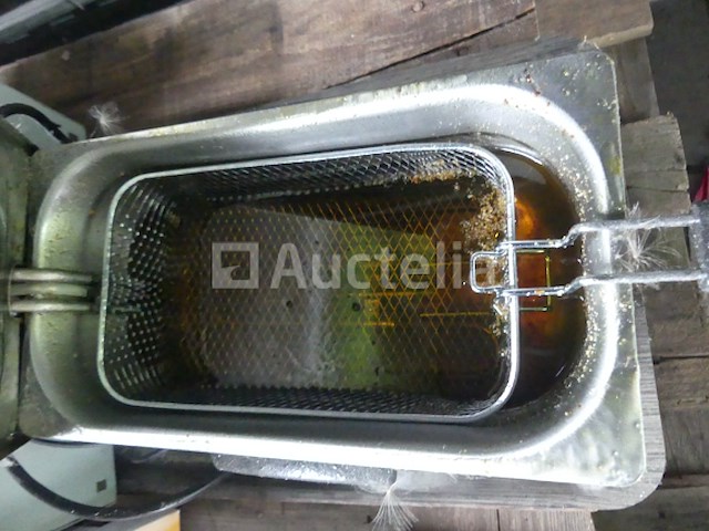 2 friteuses, philips-koffiezetapparaat - afbeelding 15 van  16