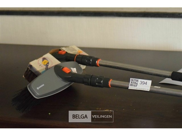 2 gardena systeem waterborstels - afbeelding 1 van  5