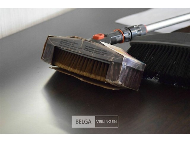 2 gardena systeem waterborstels - afbeelding 4 van  5