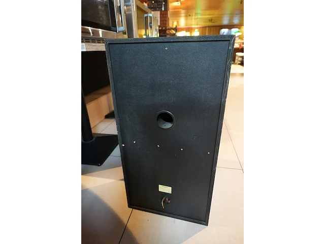 2 geluidsboxen (39 x 29 x h75 cm) - afbeelding 6 van  6