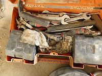 2 gereedschapskisten en inhoud - afbeelding 5 van  5