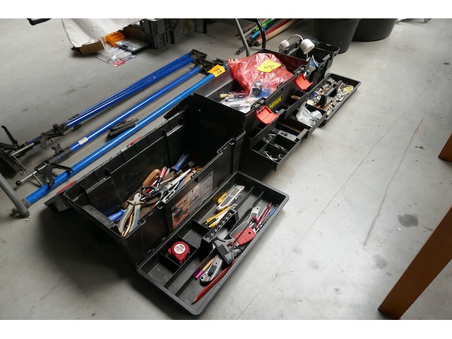 2 gereedschapskoffers met inhoud - afbeelding 1 van  4