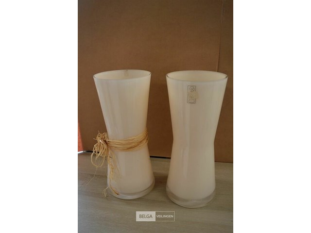 2 glazen vazen h=35cm - afbeelding 1 van  3