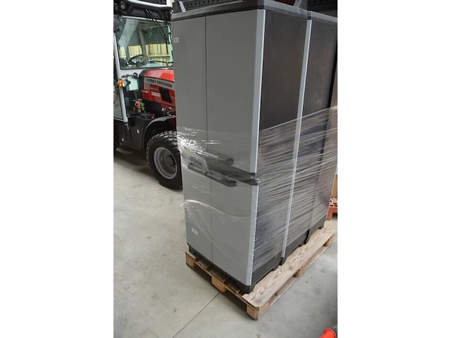 2 grijs kunstof kasten afm. 67x40x174cm, 2 grijs kunstof kasten afm. 67x40x90cm - afbeelding 3 van  6