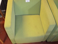2 groen modern stoffen clubzetels - afbeelding 4 van  5