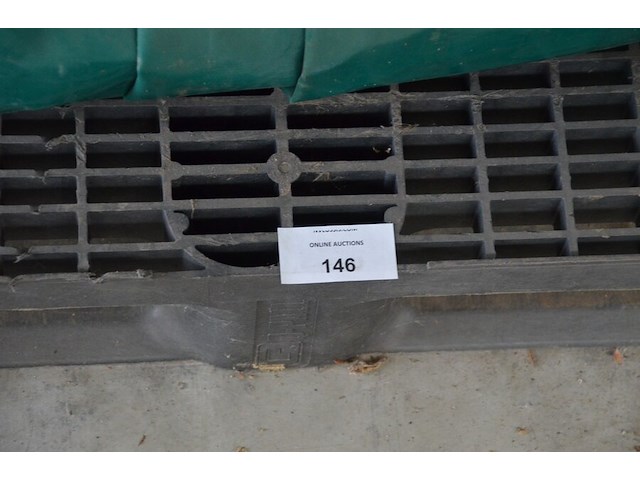 2 groene dekzeilen afm. 10m x 4m - afbeelding 4 van  4